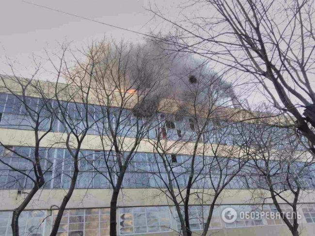 У Харкові велика пожежа на заводі