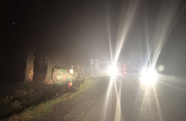 На Волині перекинулась фура. ФОТО