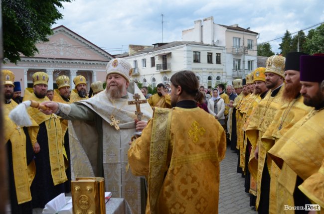 У Луцьку хресною ходою пройшли прихильники церкви Московського патріархату. ФОТО