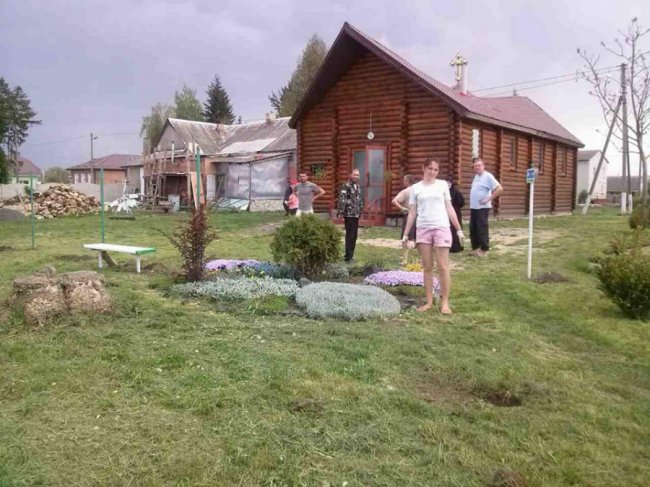 У селі під Луцьком облаштовують церковний сквер. ФОТО