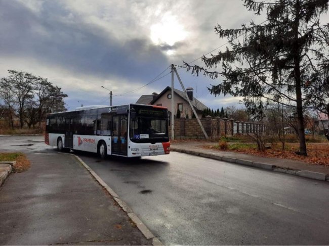 Комфортабельні автобуси MAN виїхали на ще один маршрут у Луцьку. ФОТО