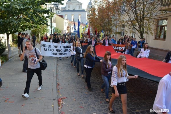 Марш героїв у Луцьку. ФОТО. ВІДЕО