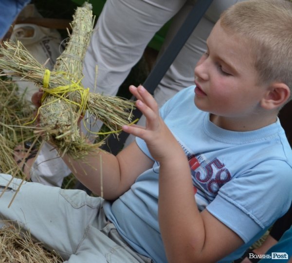 У Луцькому замку - фестиваль для вагітних і сімейних. ФОТО