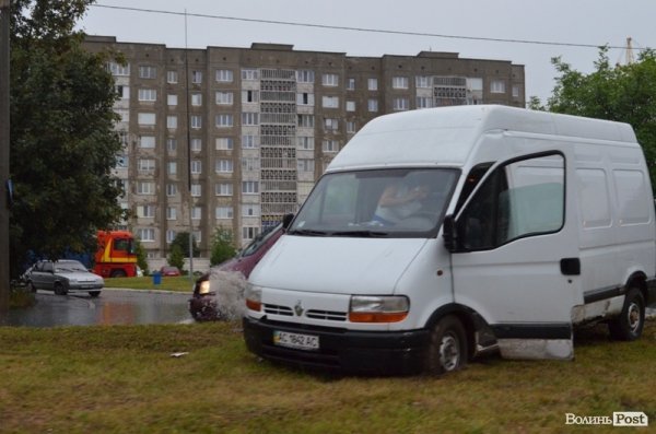 Вулиця Карпенка-Карого