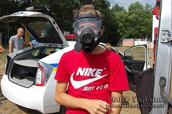 У волинському таборі діти зі Сходу спробували себе у ролі інспекторів ДАІ. ФОТО