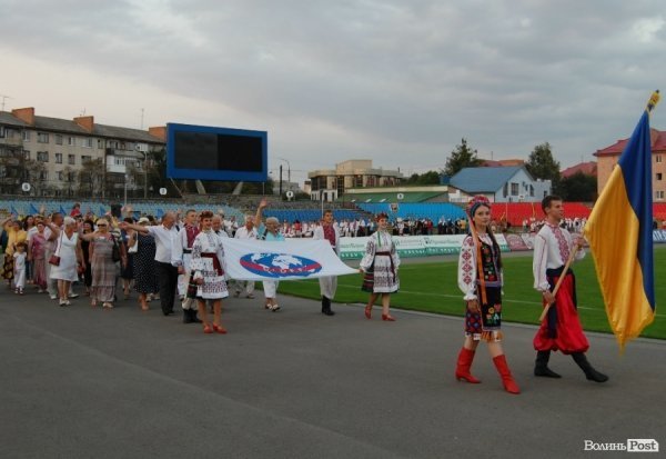 «Поліське літо з фольклором» завершили парадом, концертом і феєрверком. ФОТО