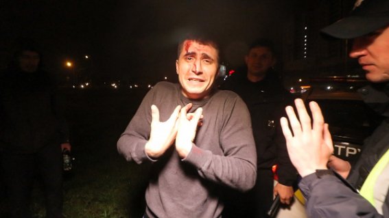 У Києві п'янючий водій розніс вщент сім автомобілів. ФОТО