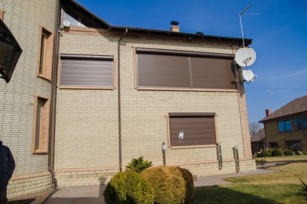 Екскурсія маєтком регіонала Олійника. ФОТО