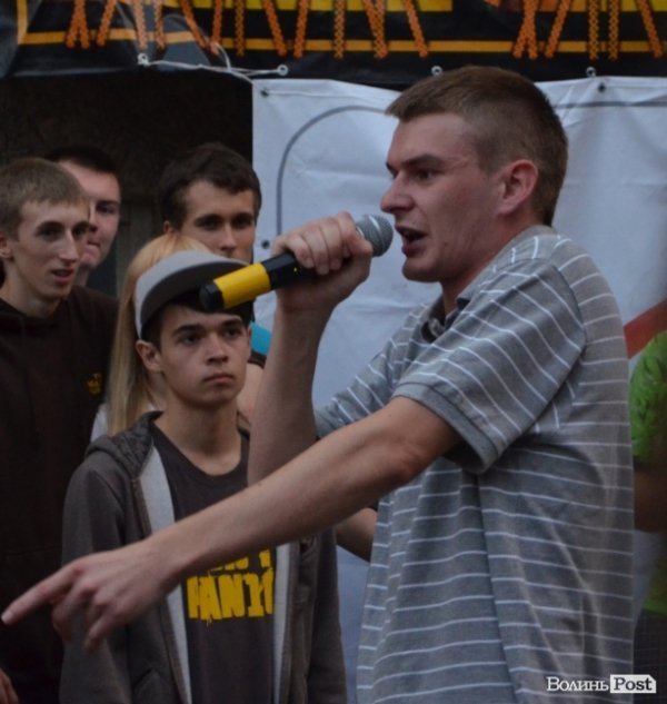 У центрі Луцька влаштували хіп-хоп вечірку. ФОТО  