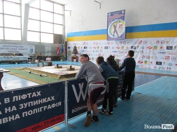 У Луцьку змагалися важкоатлети. ФОТО  