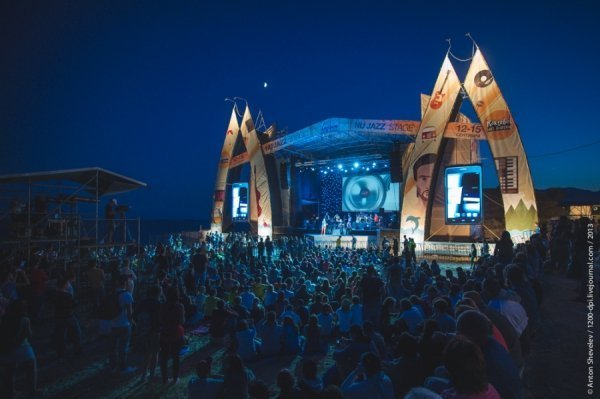 Джаз-фестиваль на березі моря. ФОТО