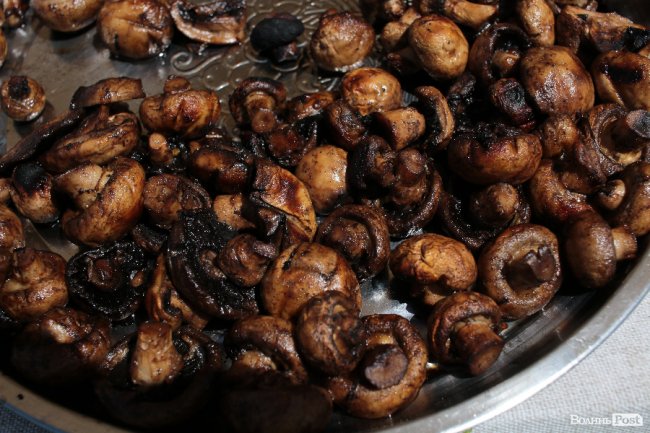 Від і до: чим і за скільки поласувати на «Бандерштаті». ФОТО