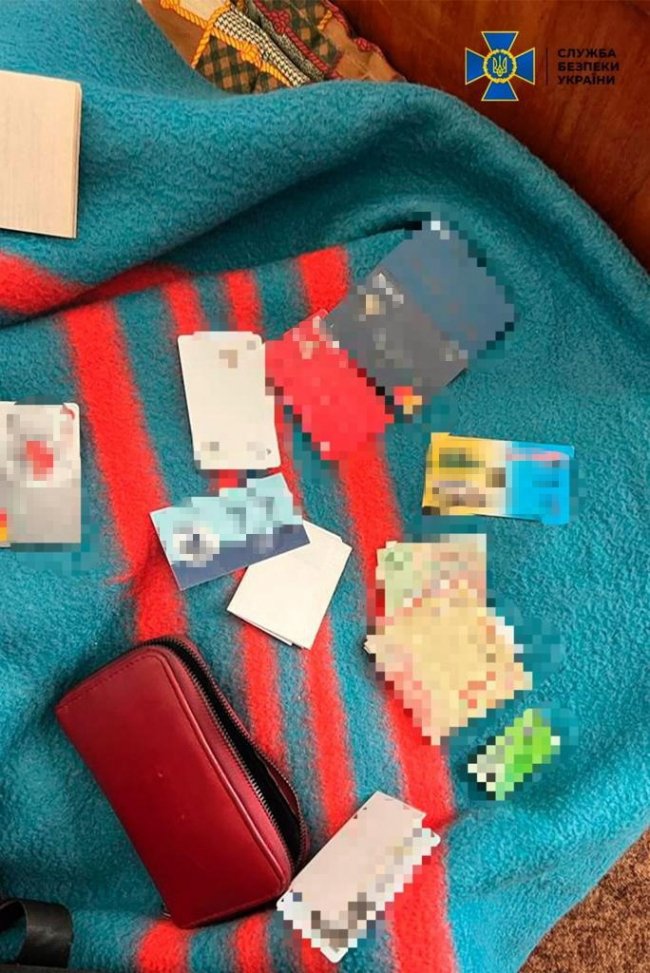 В’язні Рівненської колонії виманювали гроші у родичів українських військовополонених, – СБУ