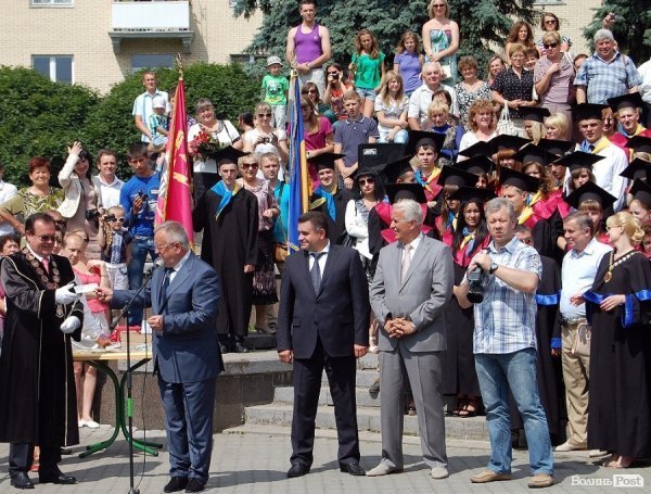 Як вручали дипломи магістрам Східноєвропейського університету. ФОТО