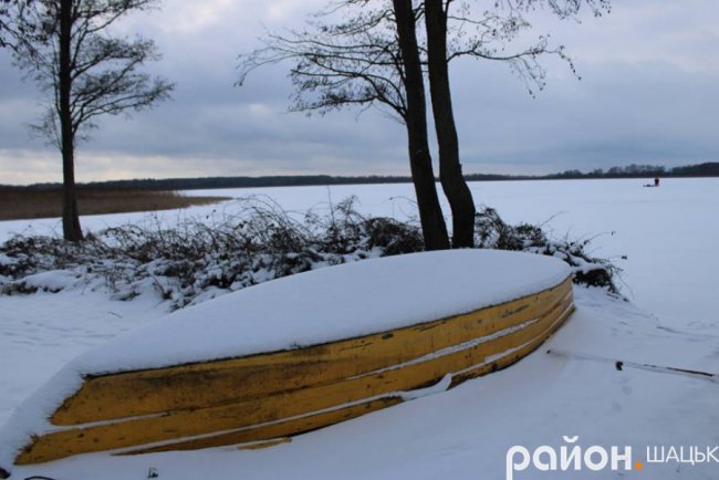 Показали зимовий вечір на Шацькому поозер'ї. ФОТО