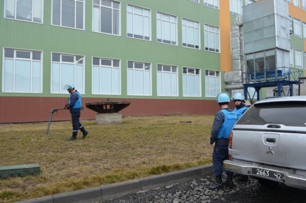 На луцькому підприємстві «гасили» пожежу та «рятували» людей. ФОТО