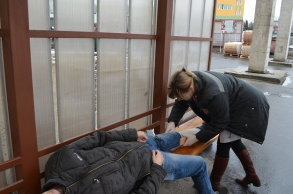 На луцькому підприємстві «гасили» пожежу та «рятували» людей. ФОТО