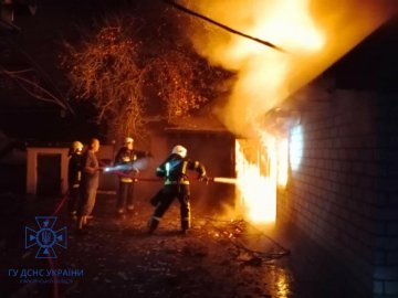 Волинські рятувальники ліквідували за минулу добу три пожежі 