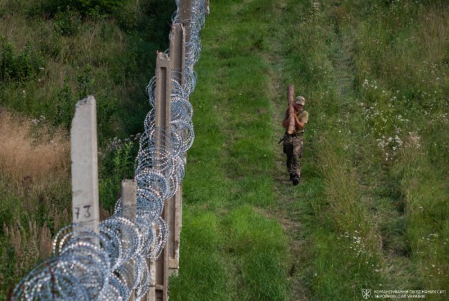 На Волинському напрямку продовжують укріплювати кордон з Білоруссю. ФОТО.ВІДЕО