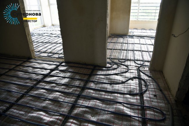 У четвертому будинку ЖК «Супернова» розпочали монтаж теплої підлоги*