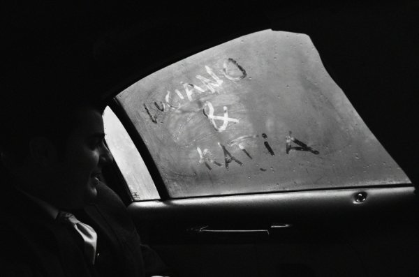 Фотовиставка Вікторії Величко