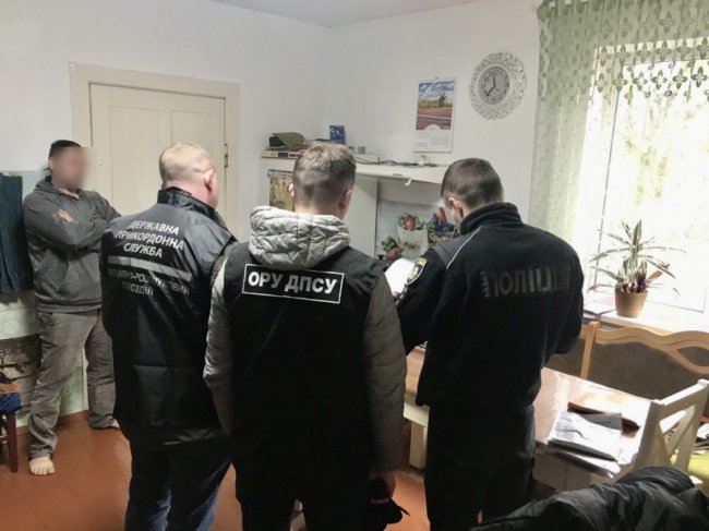 Мешканці Волині та Рівненщини організували схему переправлення ухилянтів за кордон: сума заробітку – до мільйона доларів