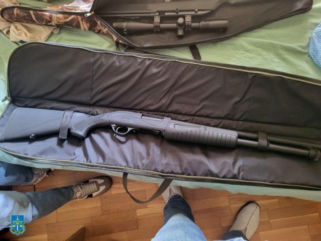 Здійснив 6 пострілів: чоловіку, який у Луцьку посягнув на життя військового ТЦК, повідомили про підозру