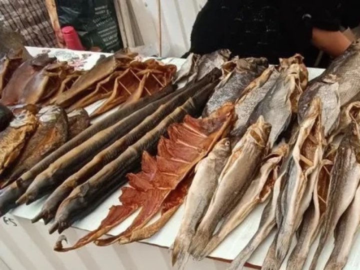 Гастрономічний скарб: скільки коштує легендарний світязький вугор