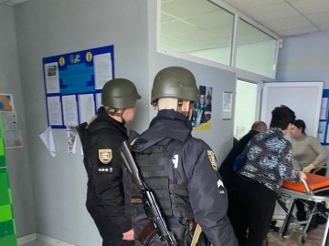 СБУ почала розслідування підриву депутатом гранат у сільраді за статтею про теракт