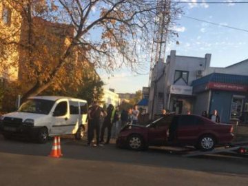 У Луцьку − подвійна аварія. ФОТО