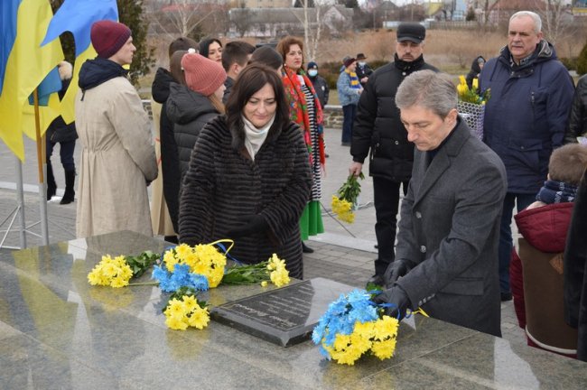 Біля найвищого у світі пам’ятника Шевченку Ігор Чайка і громада Ковеля оригінально вшанували Кобзаря