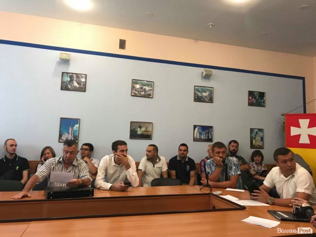 У Луцьку перекрили вулицю. ФОТО. ОНОВЛЕНО