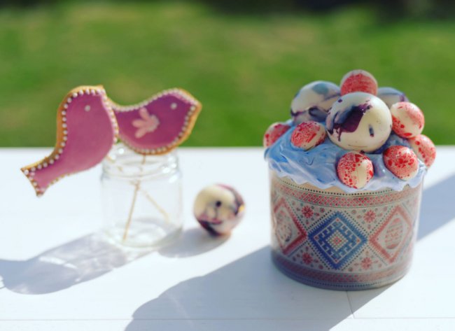 Смачну паску можна буде купити на 1 поверсі РЦ «Промінь»*