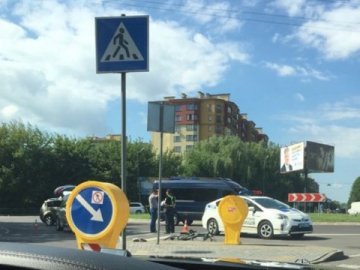 У Луцьку автомобіль збив велосипедиста: деталі аварії