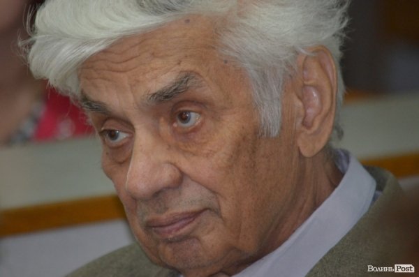 У  Луцьку представили книгу віршів про Революцію Гідності. ФОТО