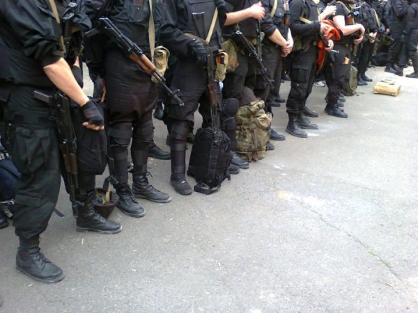 «Чорні чоловічки». ФОТО