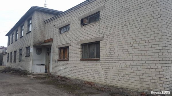 «Невідомі рослини» в Луцькій психлікарні - все-таки марихуана. ФОТО. ВІДЕО