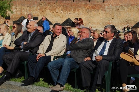У Луцьку співають джаз до ночі