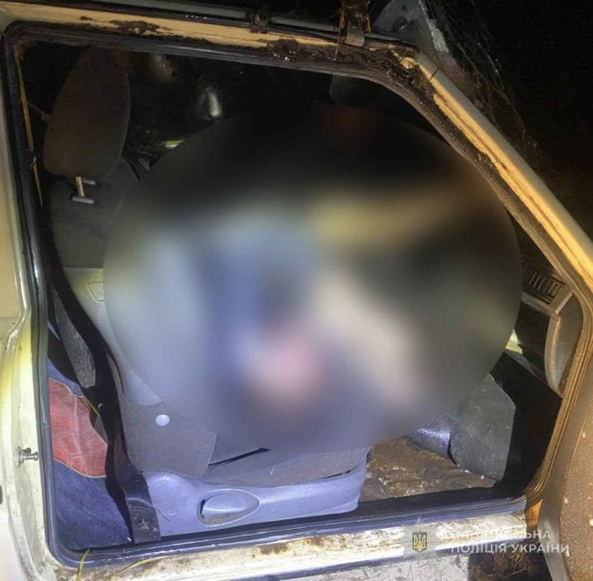 Трагічна аварія на Волині: авто злетіло у ставок, загинули двоє людей
