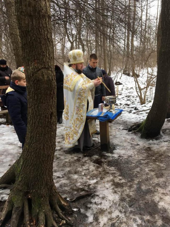 У селищі на Волині освятили воду. ФОТО