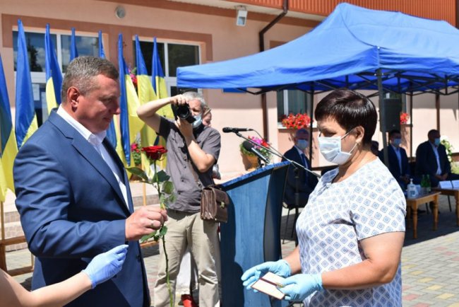 17 багатодітних матерів з Волині отримали почесні нагороди. ФОТО