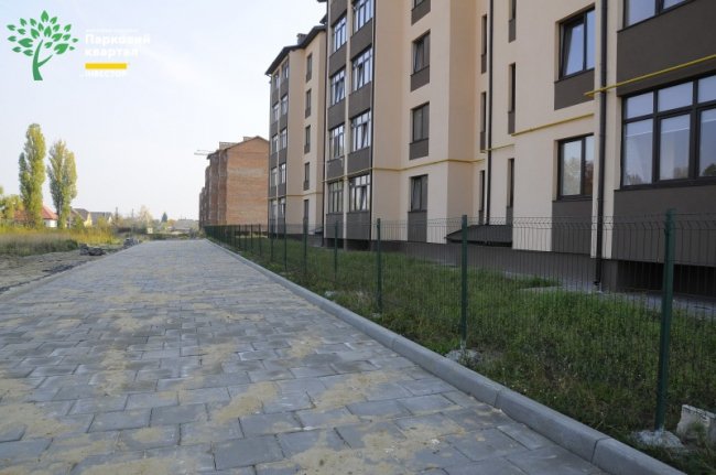 У ЖК «Парковий квартал» розпочали перекриття другого будинку. ФОТО*