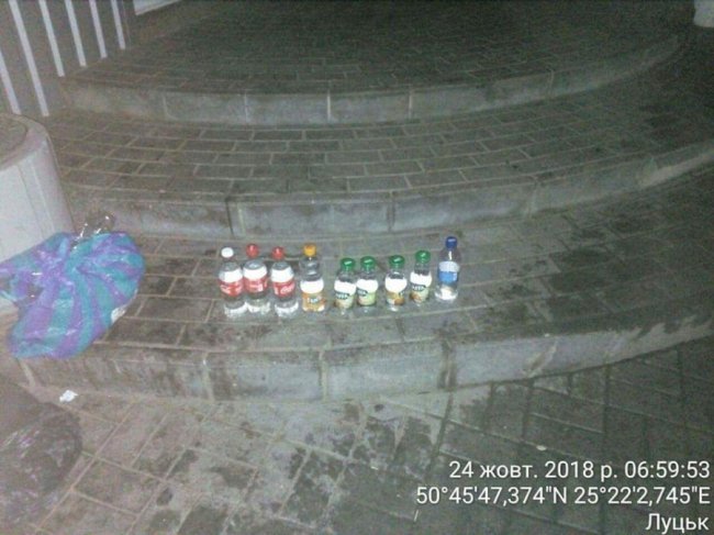 Лучанка зберігала сурогат у смітнику. ФОТО