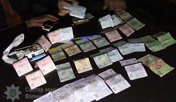 Луцькі правоохоронці затримали сутенера