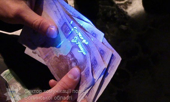 Луцькі правоохоронці затримали сутенера