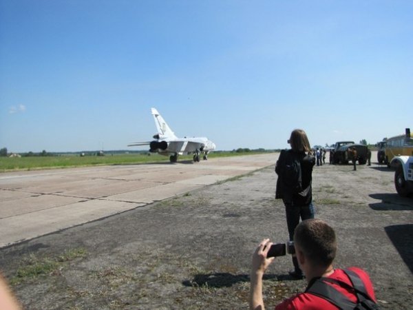 Луцьк авіаційний: літаки на військовому аеродромі. ФОТО