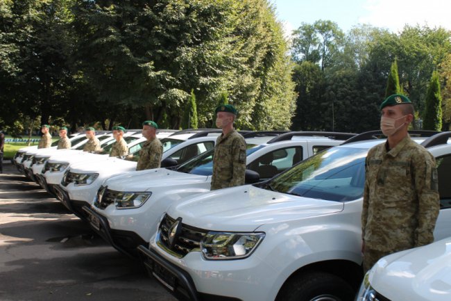 У Луцькому прикордонному загоні оновили санітарне відділення медчастини. ФОТО