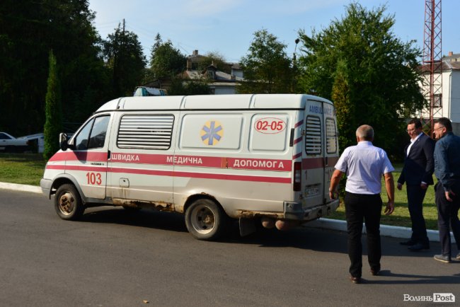 Волинській «швидкій» подарували новий автомобіль. ФОТО