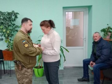 Дружини двох Героїв з Волині отримали посмертні ордени чоловіків