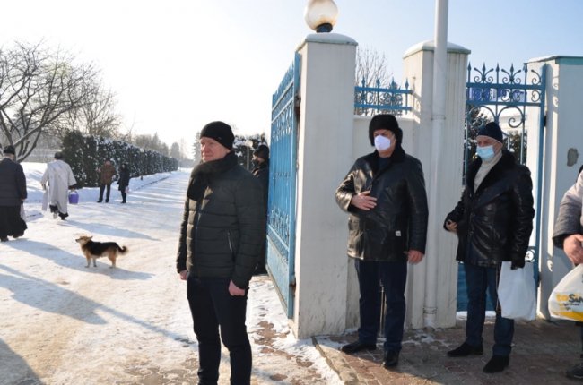 Владика Михаїл освятив воду на «Луцькводоканалі». ФОТО
